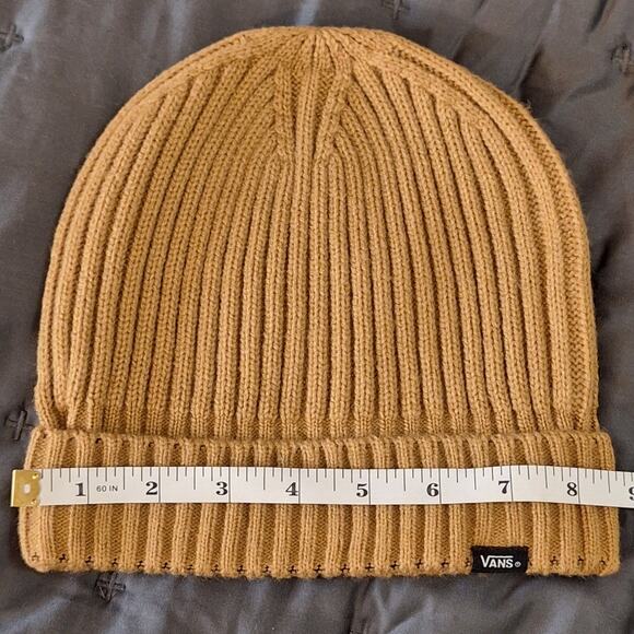 NWOT Vans Core Basic Ribbed Beanie UNISEX OSFM Tan Outdoor Winter Skater - Picture 3 of 7